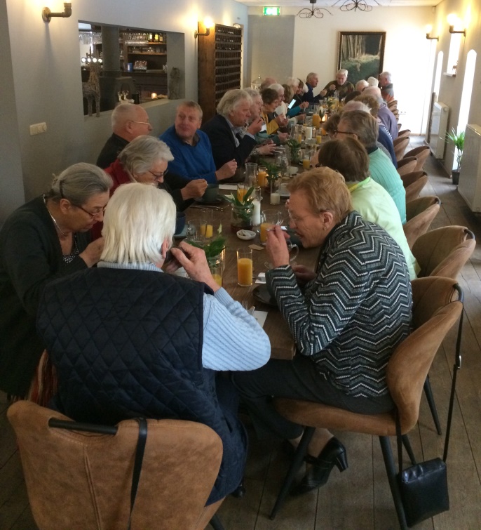 Lunchen met de ouderen
