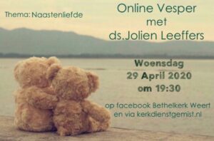 Afbeelding met beer, teddybeer, zitten, voorzijde
Automatisch gegenereerde beschrijving